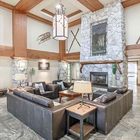 The Best Top Floor Ski-In/Ski-Out At The Aspens Whistler Esterno foto